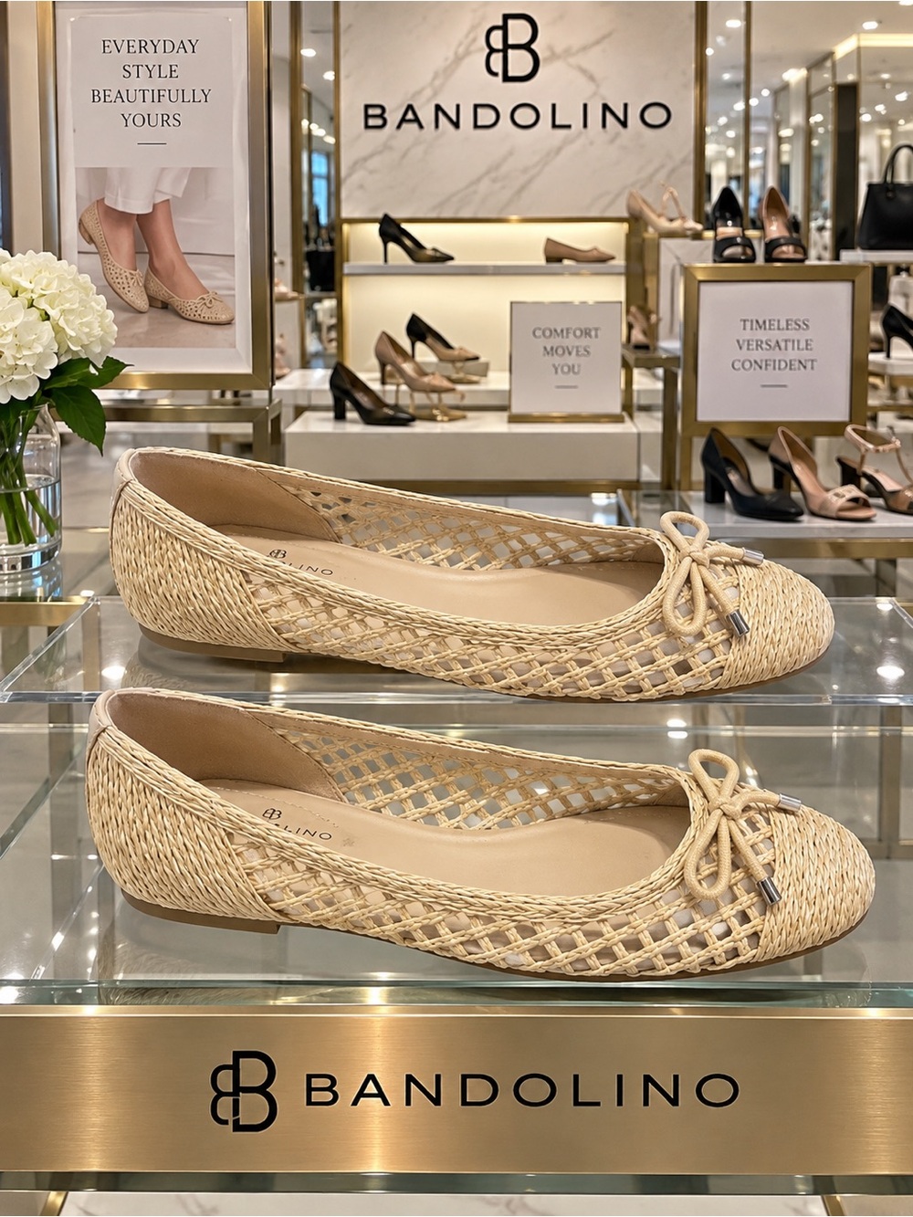 Bandolino Woven Natural-Tone Ballet Flats with Bow 9.5 NWOT